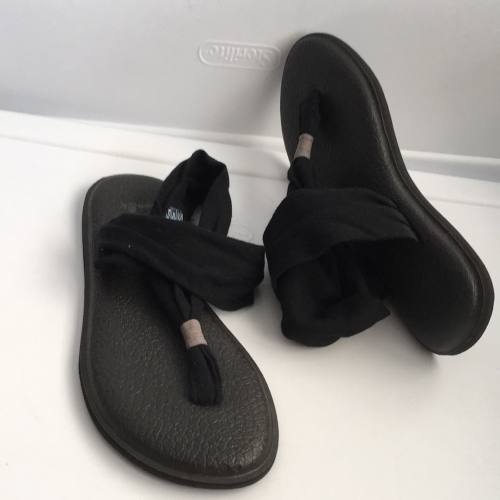 Sanuk sling back thong strap sandals - Picture 2 of 7